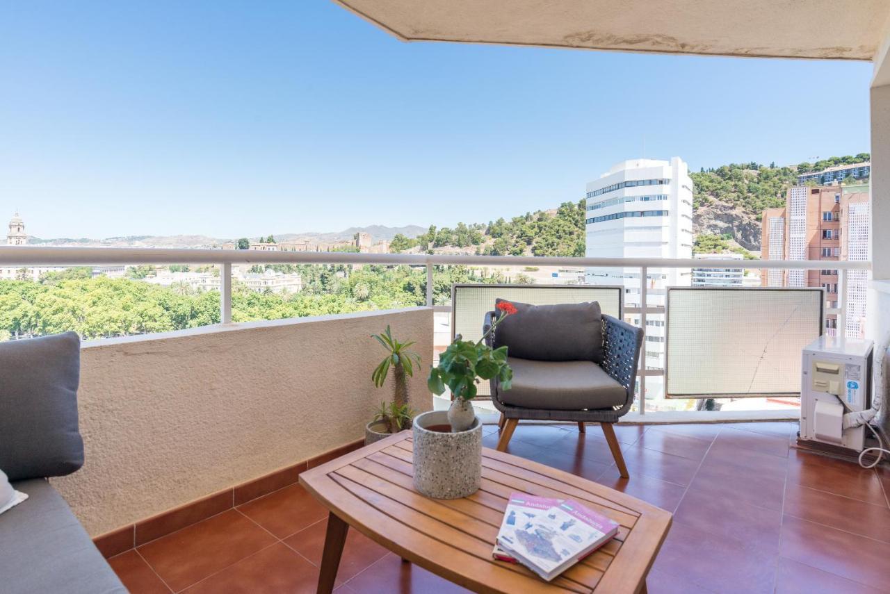 Malagueta-Muelle 1 Puerto 3 Apartment Малага Екстериор снимка