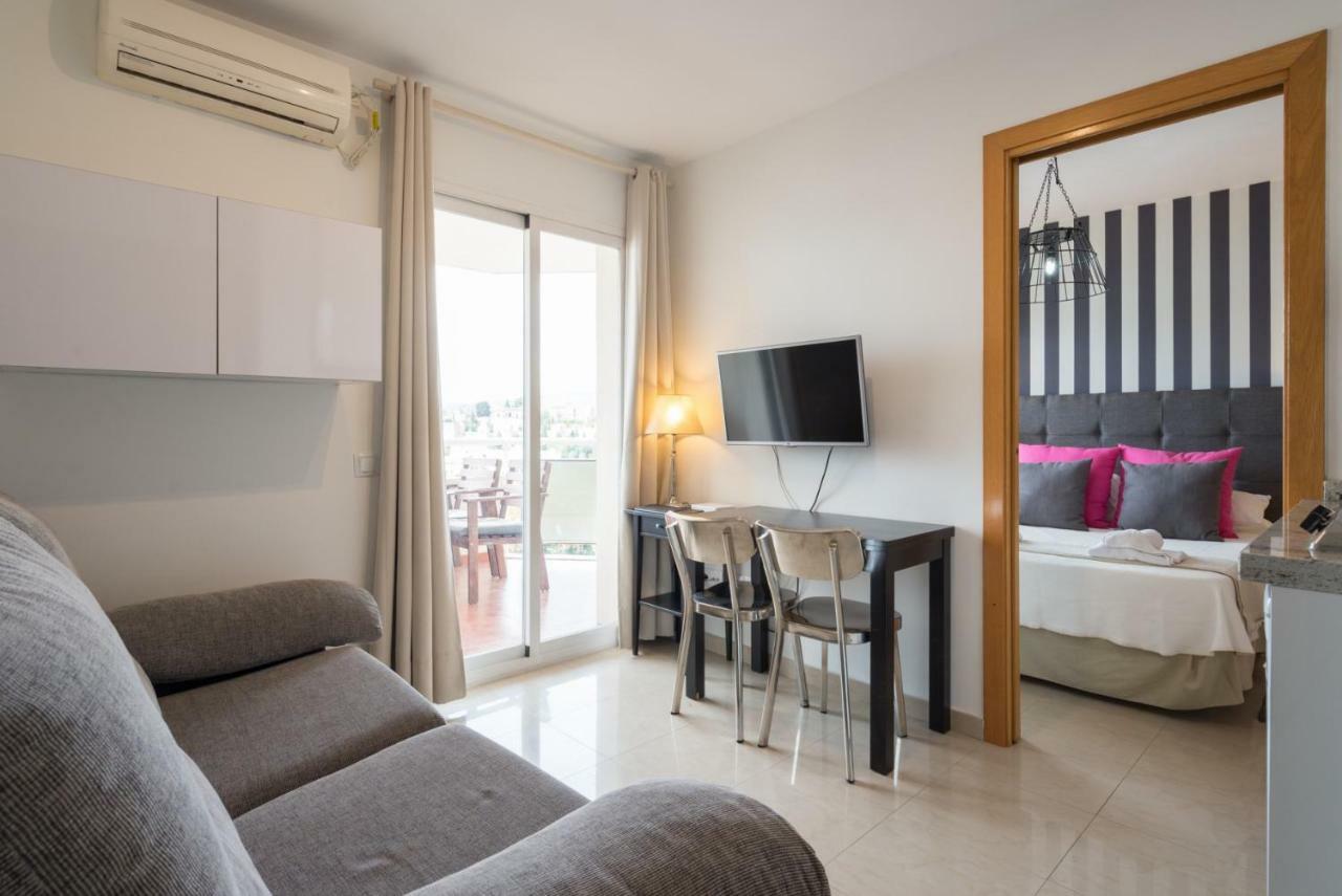 Malagueta-Muelle 1 Puerto 3 Apartment Малага Екстериор снимка